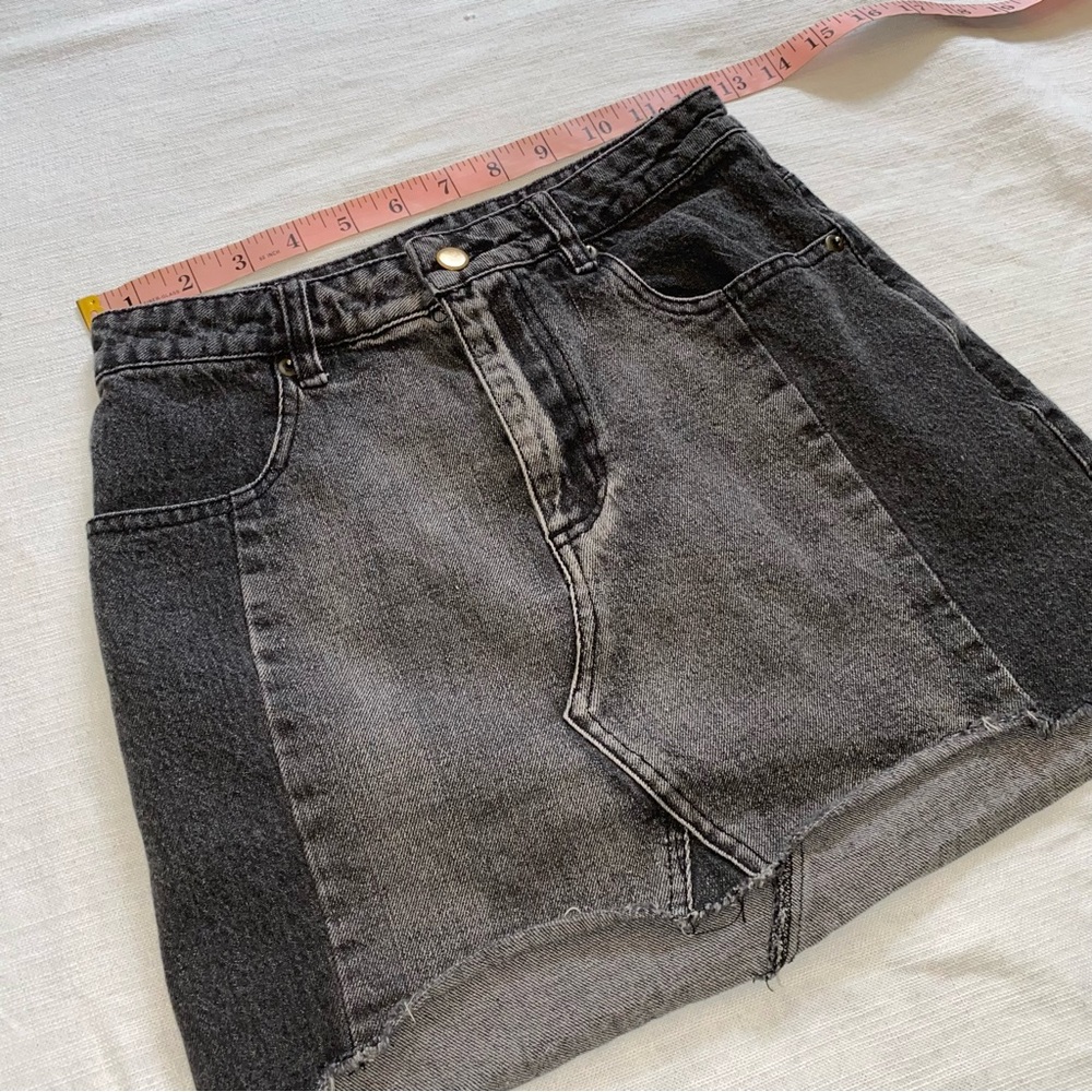EUC American Threads two tone black denim mini skirt Sz XS